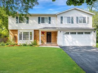 1224 Hackberry Rd, Deerfield, IL 60015