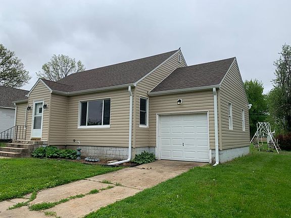 3rd image of 702 Omaha Ave