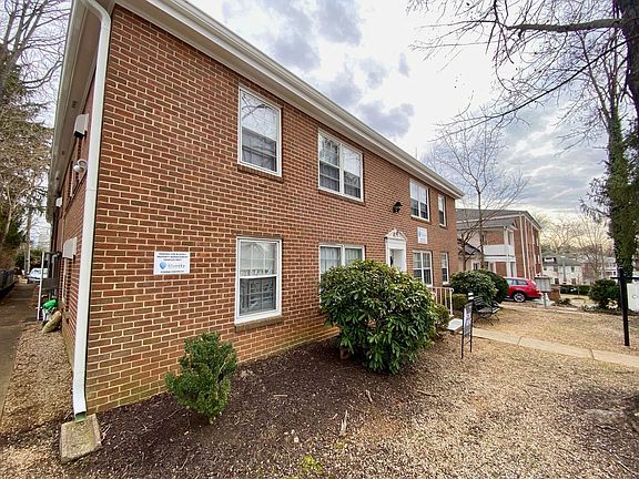 5th image of 426 17th St NW #8