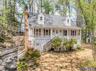 8236 Oxer Rd, North Chesterfield, VA 23235