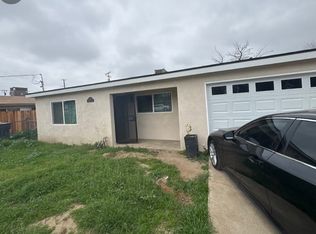 556 Willow Dr, Bakersfield, CA