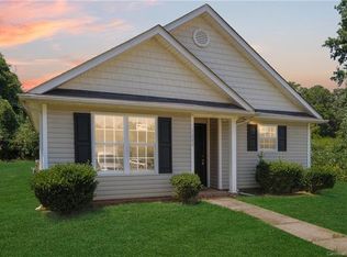 1209 Braveheart Ln, Charlotte, NC 28216