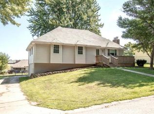 705 Zay Dr, Excelsior Springs, MO 64024