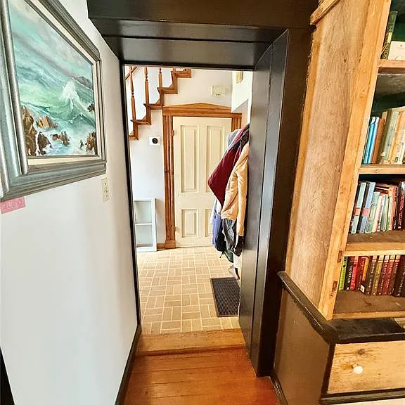 301 W Laurel St — Photo 17