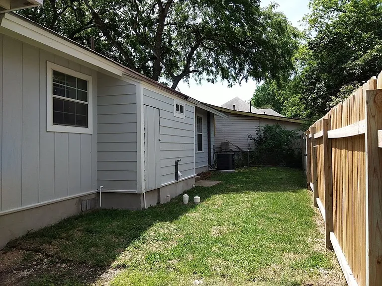 1209 Mason St — Photo 31