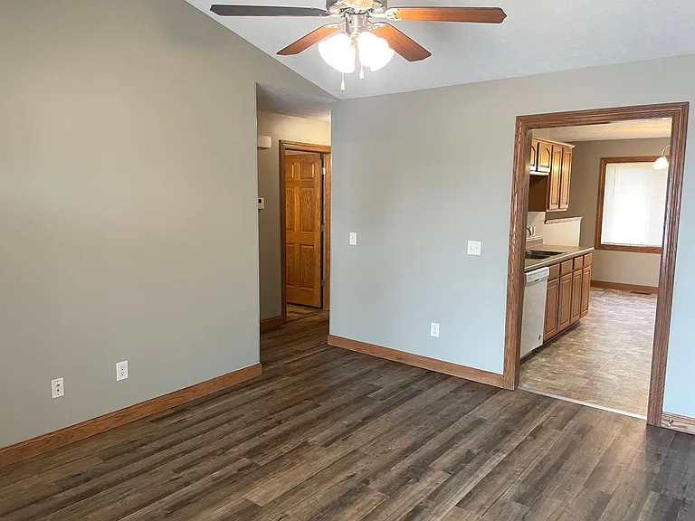 7364 Mercy Ln — Photo 11