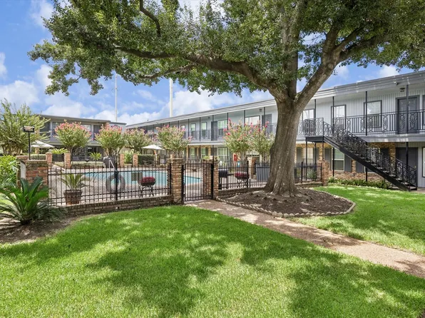 3131 Sw Fwy #46, Houston, TX 77007