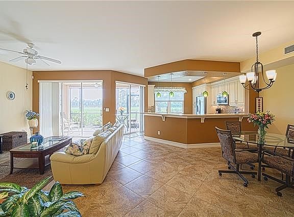 4th image of 4631 Turnberry Lake Dr Unit 103