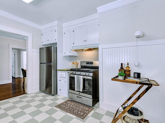 5th image of 1524 Sutter Street