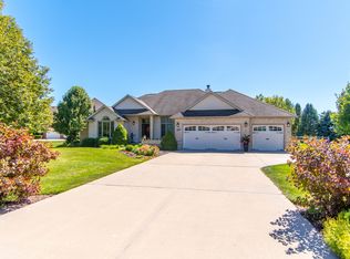 19001 S Appaloosa Ln, Shorewood, IL 60404