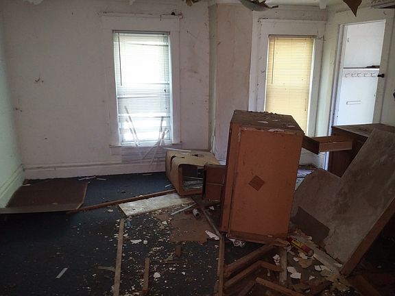 4th image of 3490 W 73rd Ave