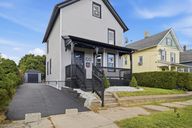 photo property thumbnail
