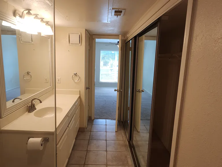 631 Cimarron Trl — Photo 86