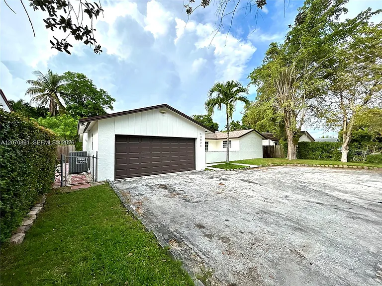 13971 SW 112th St — Photo 39