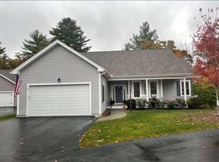 39 Maple Leaf Way, Manchester, NH 03102