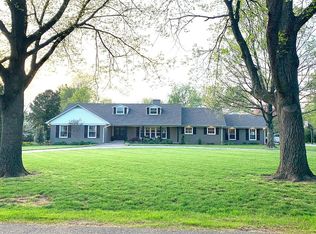 909 Smith Ct, Bowling Green, KY 42103