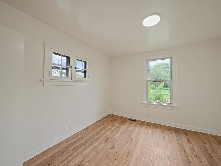 1815 Fay St — Photo 5