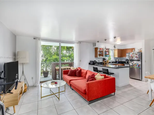 680 NE 64th St APT A402, Miami, FL 33138