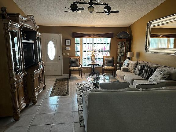 4th image of 12088 Country Greens Boulevard