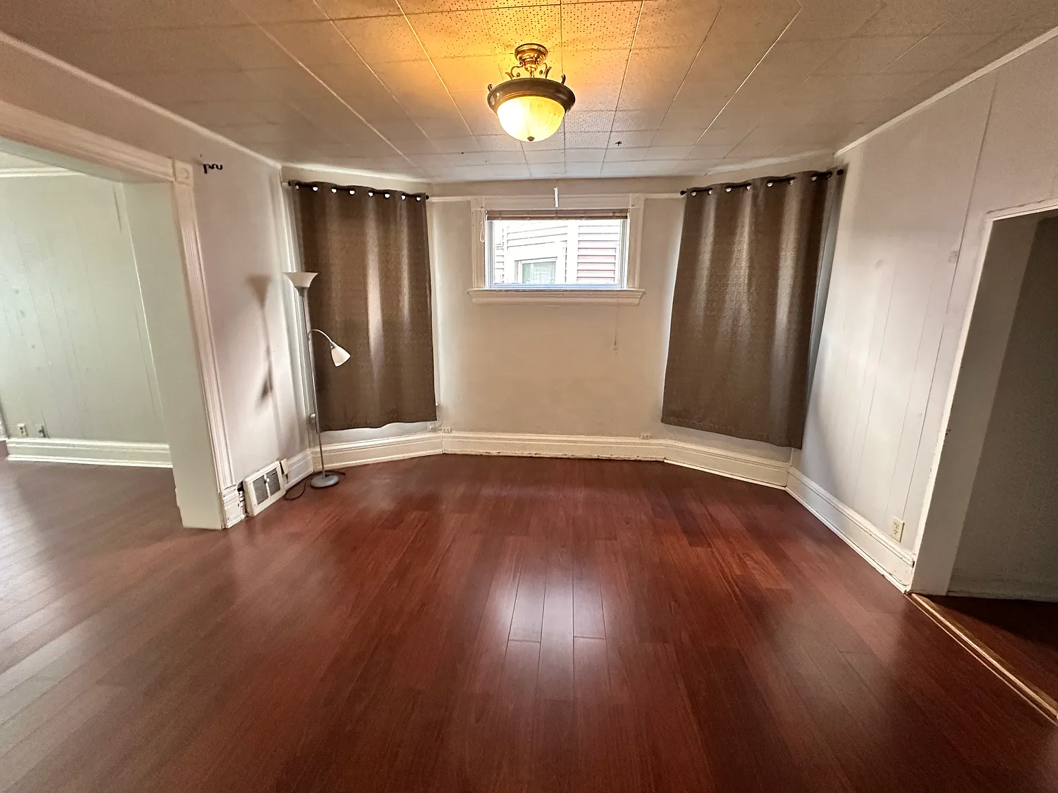 2 bed, $1,075 — Photo 4