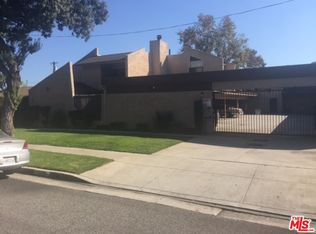 11718 11718 1/2 215th St #1/2, Lakewood, CA 90715