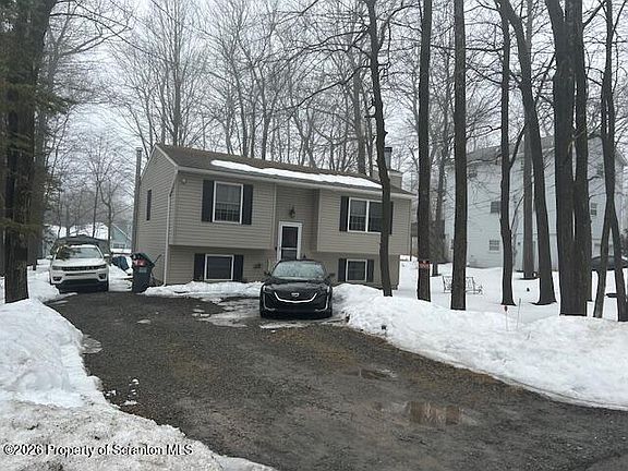 2nd image of 431 Northampton Rd