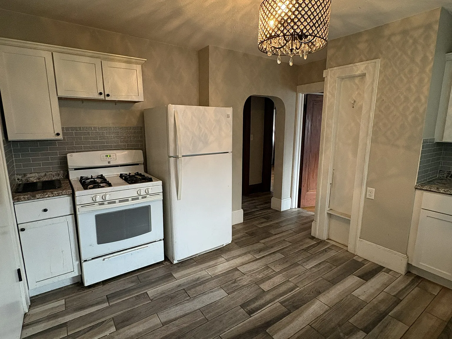 2 bed, 1450 sqft, $1,350 — Photo 3