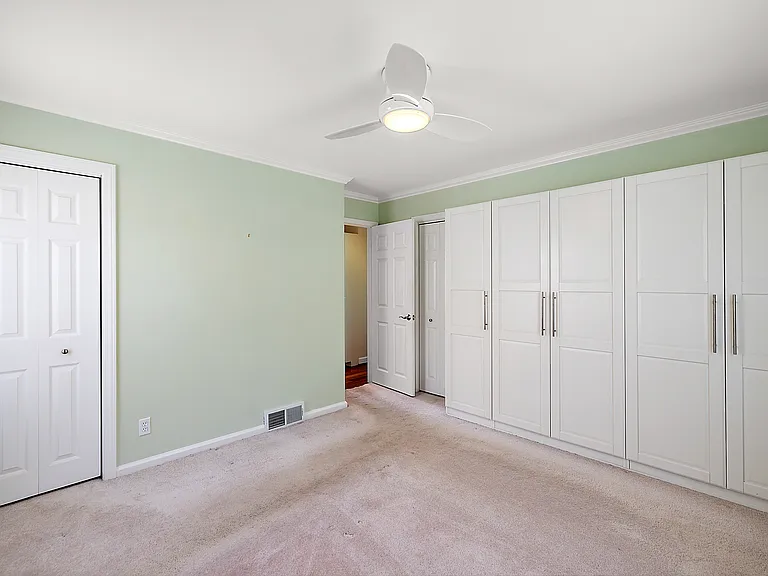 2546 Dorchester Rd — Photo 10