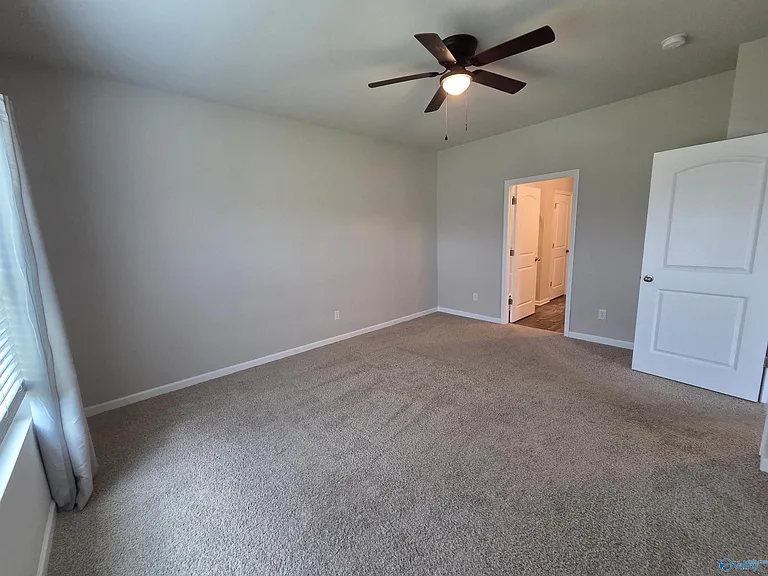 105 Fellington Ct — Photo 7