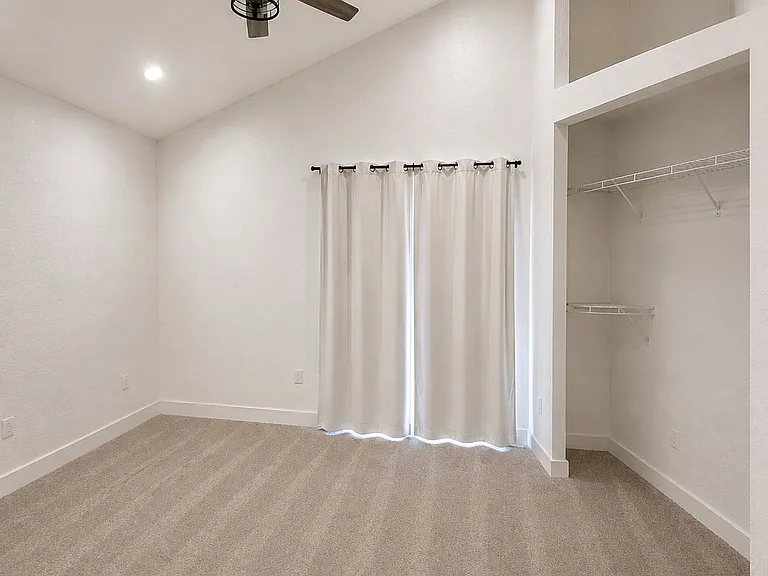 Canyon Pines Pl — Photo 8