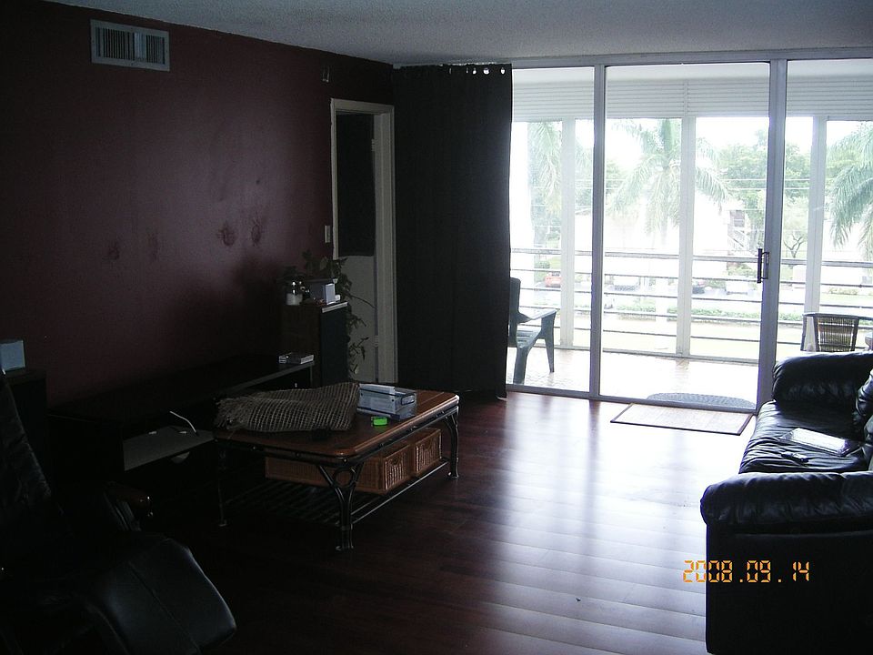 Living Room, patio view