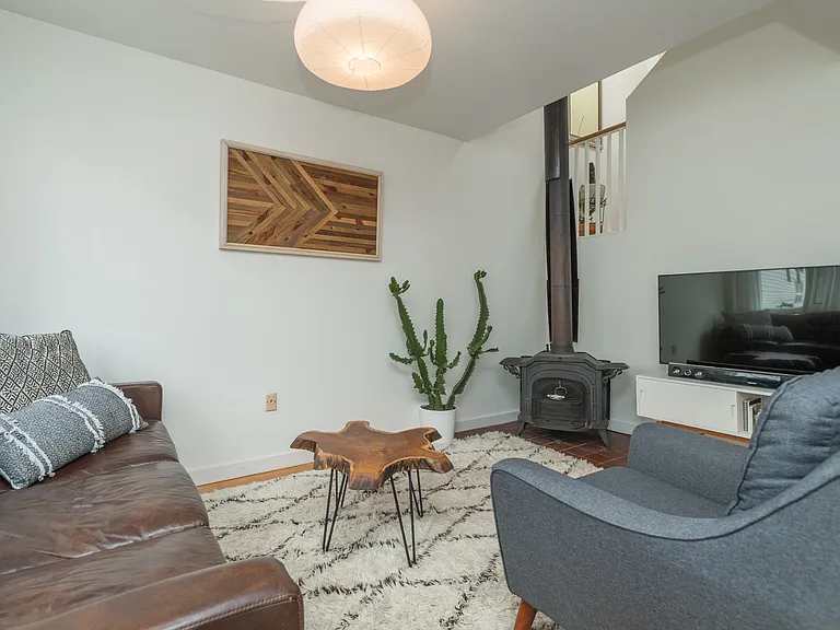 5 Fort Washington Pl — Photo 10