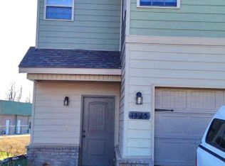 1125 S Tottenham Ct, Fayetteville, AR 72704