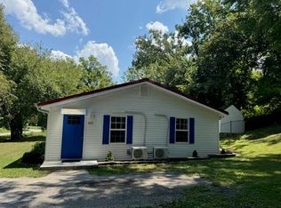 620 Cemetery Rd, Seneca, MO 64865