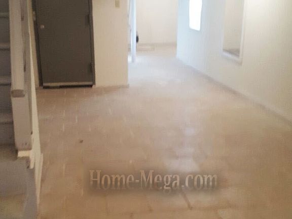 5th image of 996 Burke Ave
