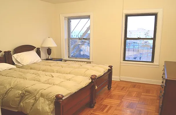 Sold by Calabrese Real Estate | media 30