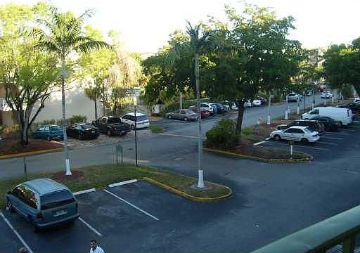 4th image of 8810 Fontainebleau Blvd APT 115