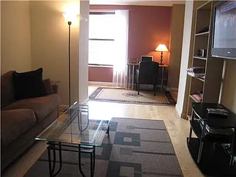Rented by R New York