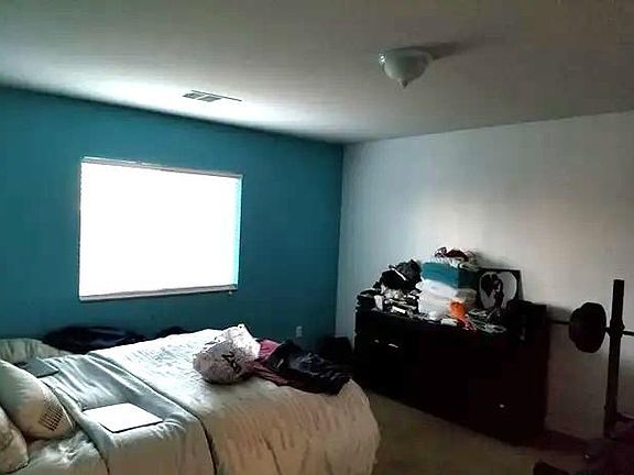 3rd image of 13820 Grant Way