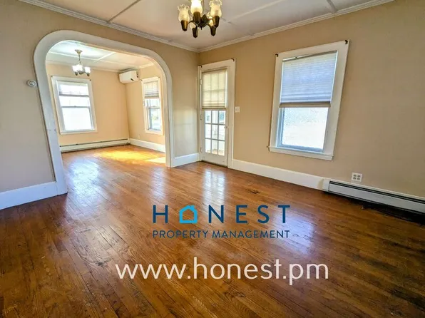 164 Silver St #1, Waterville, ME 04901