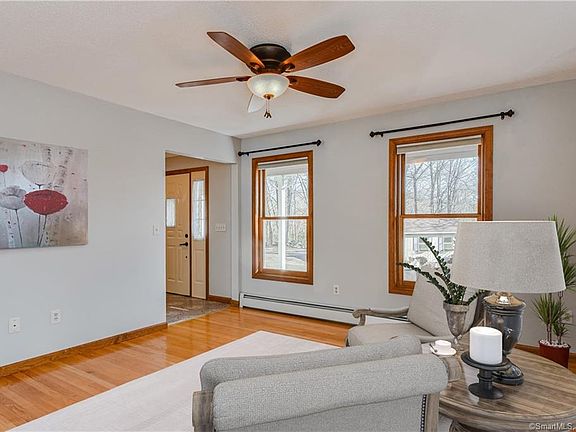 3rd image of 28 Mihaliak Dr