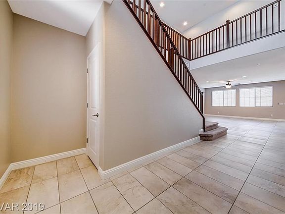 3rd image of 301 Mandarin Hill Ln