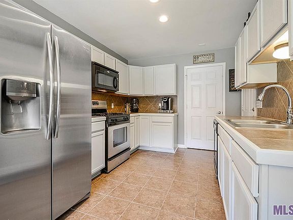 4th image of 11395 Buckingham Ave