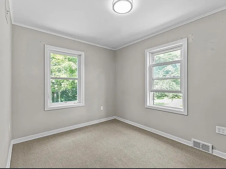 50 Fletcher Pl — Photo 10