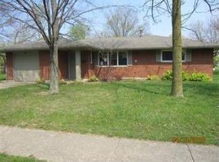 90 Royal Dr, Springboro, OH 45066