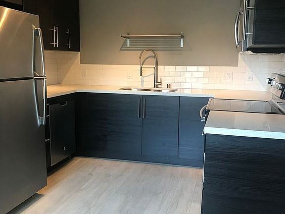5th image of 4647 Alabama St APT 03