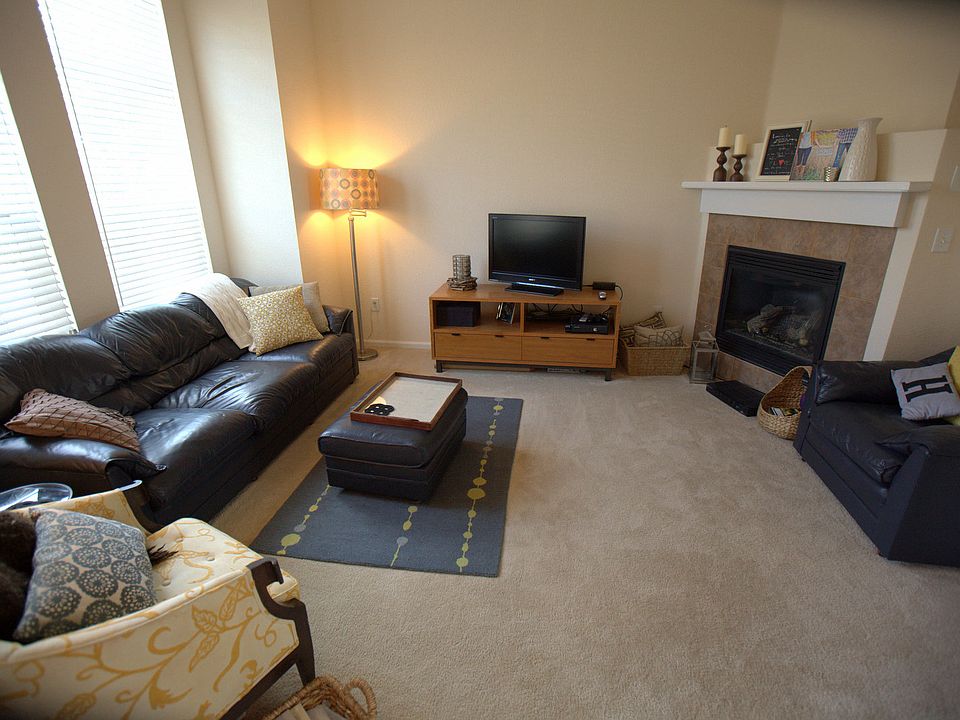 2nd image of 717 Bristle Pine Cir Unit B