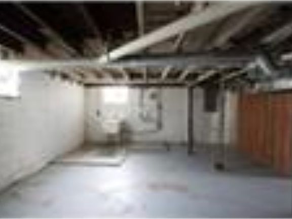 5th image of 22172 Lambrecht Ave