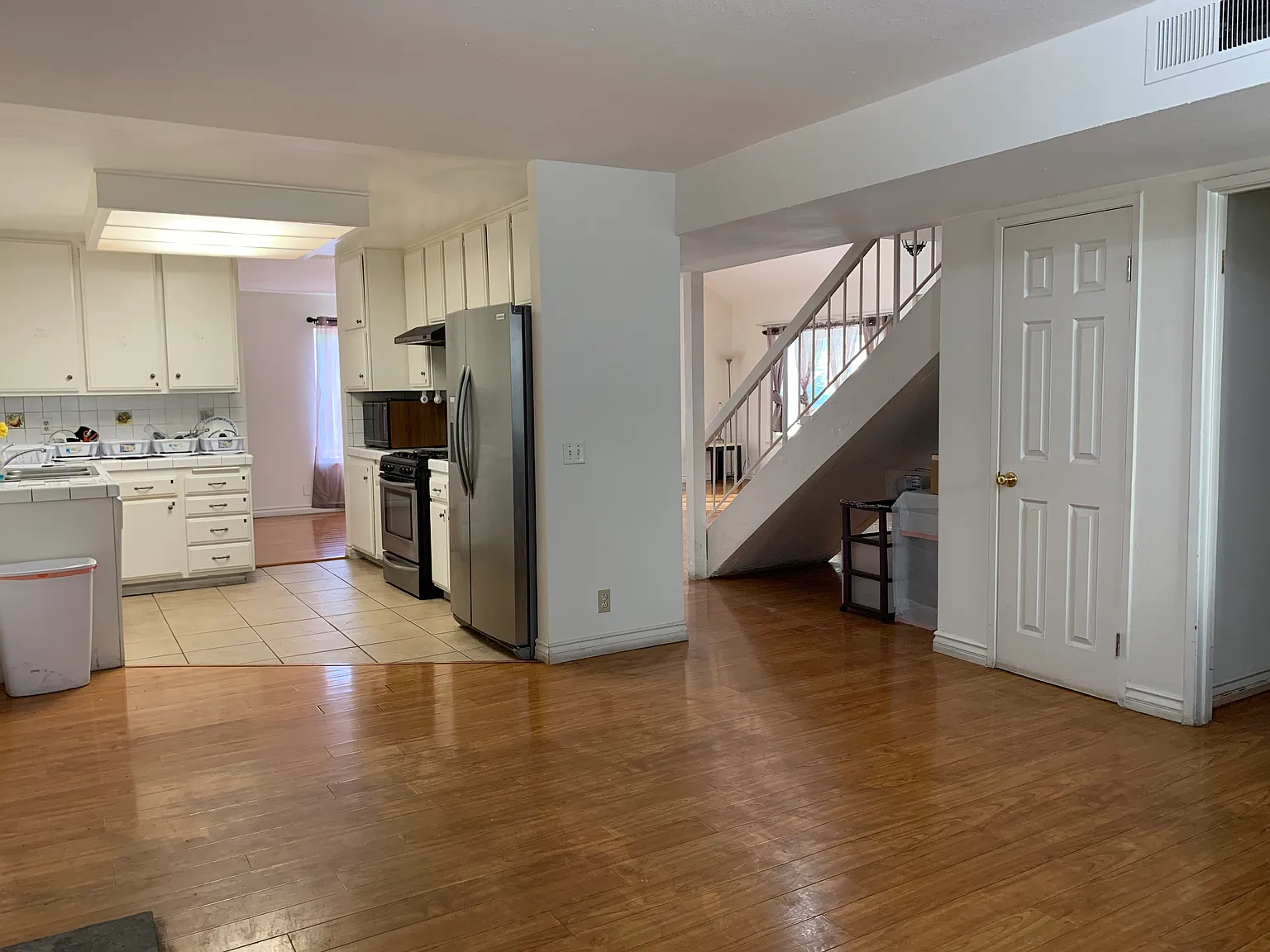 2307 S Lynn Ct — Photo 4