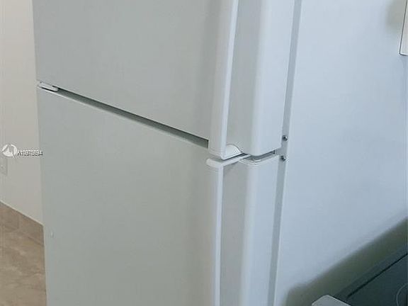 4th image of 6201 SW 37th St APT 109